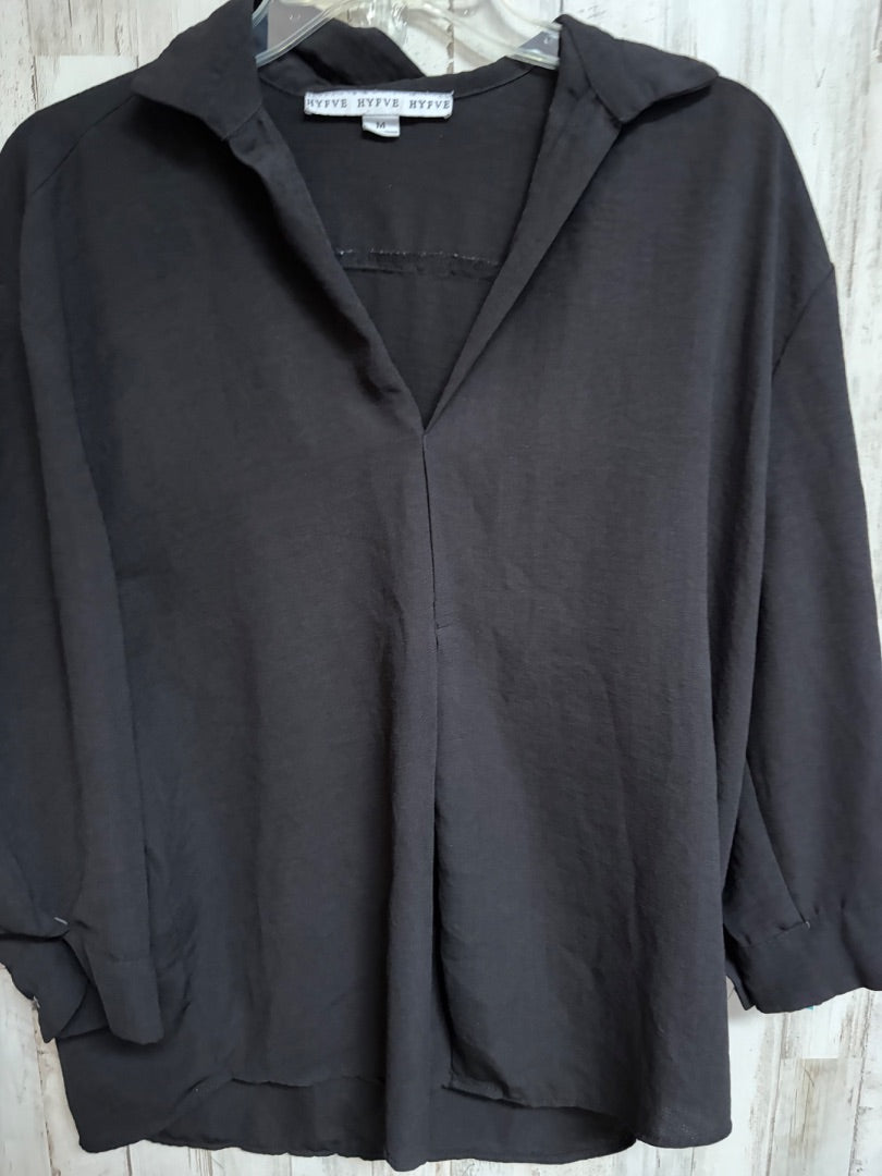BLACK HYFVE COLLAR PULLOVER TOP, LADIES M