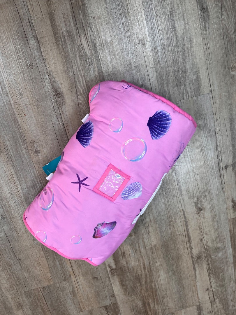 PINK SEASHELL NAP MAT