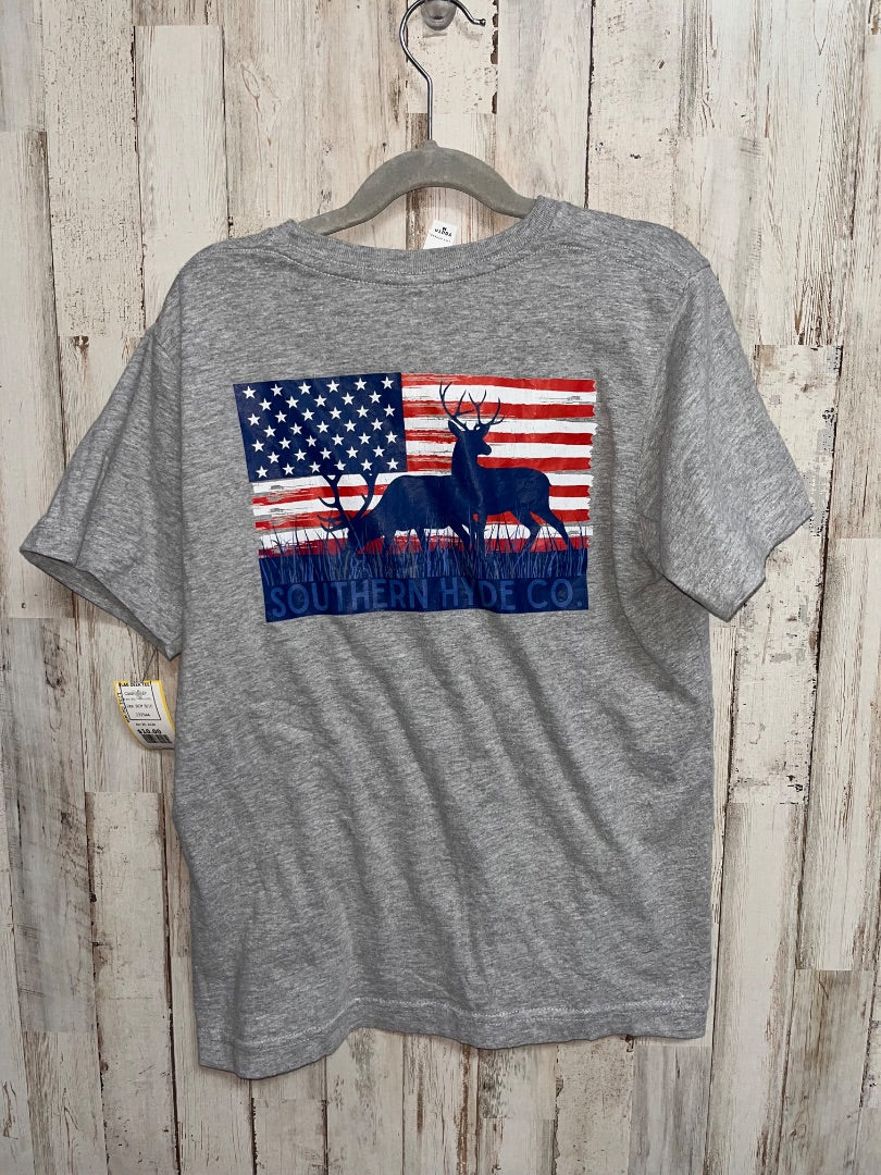 GREY SOUTHERN HYDE FLAG DEER TEE, BOY 8/10