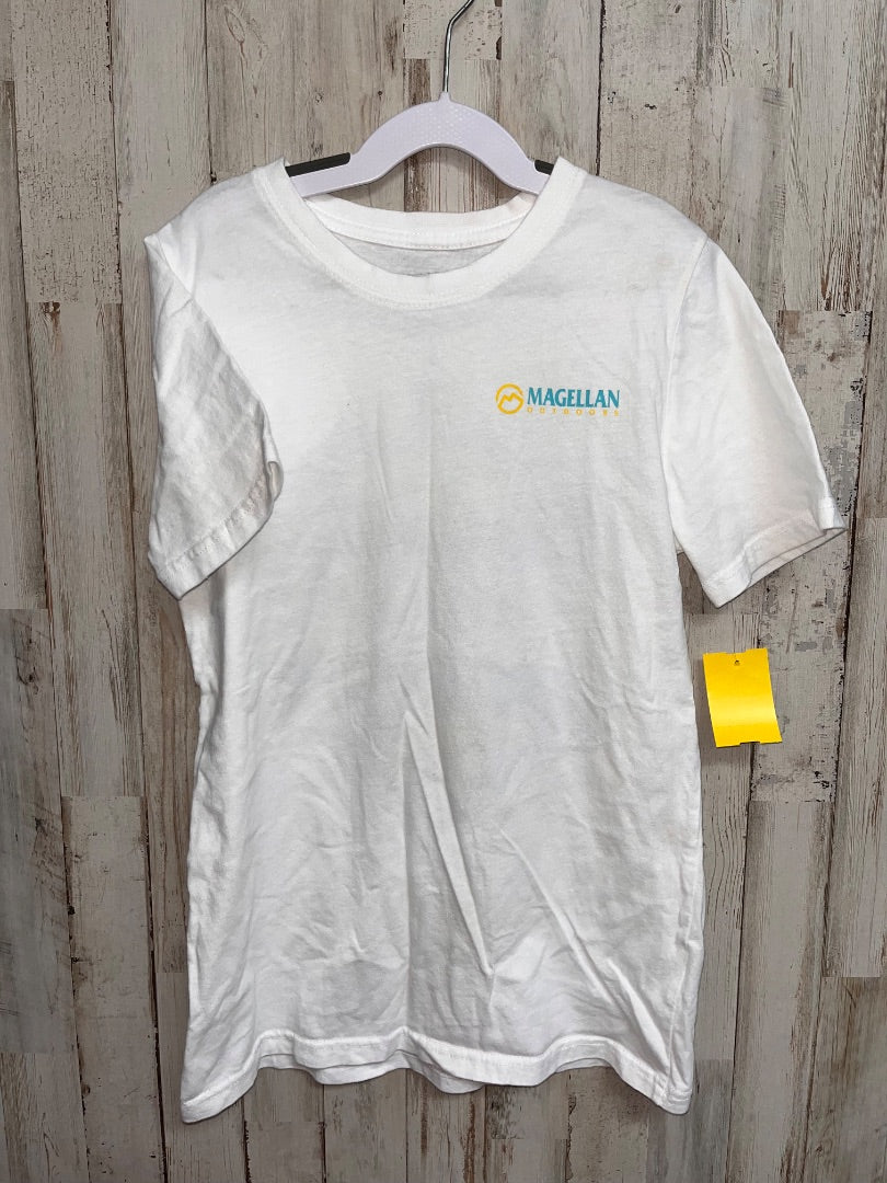 WHITE MAGELLAN FISH LOGO TEE, BOY 8/10