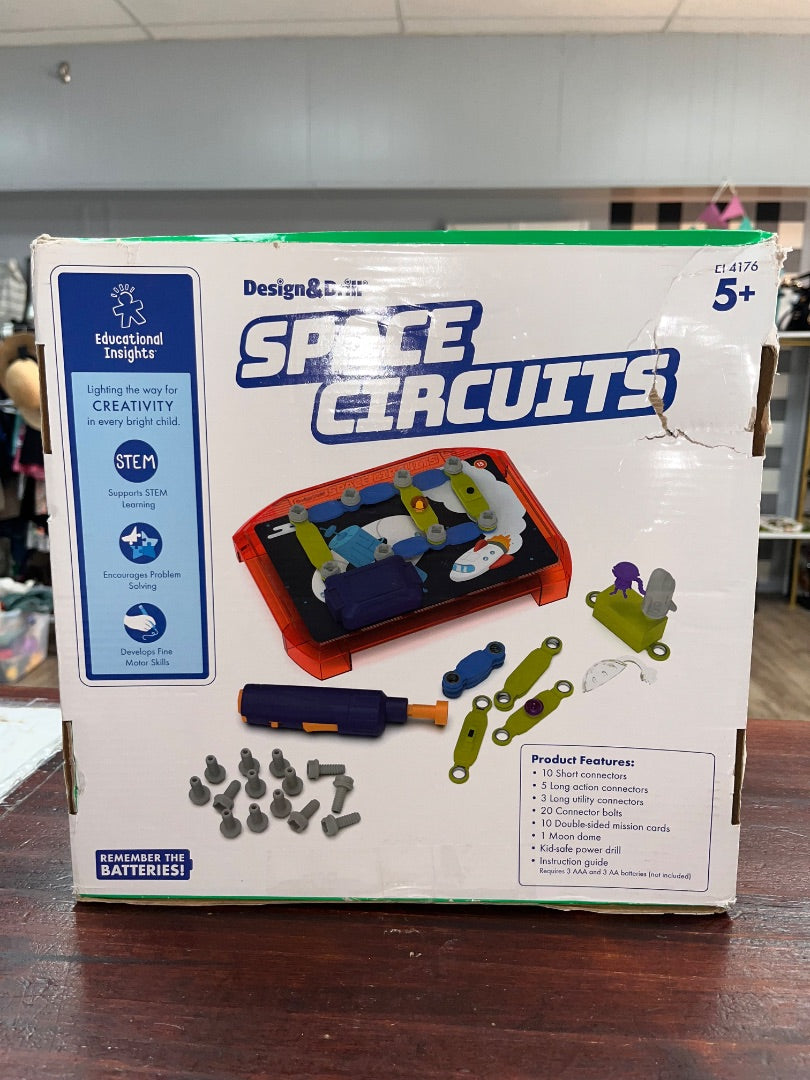 WHITE DESIGN AND DRILL SPACE CIRCUITS TOY