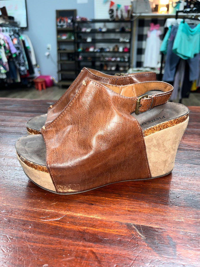 DARK BROWN PIERRE DUMAS PEEP TOE WEDGES, SHOES A6
