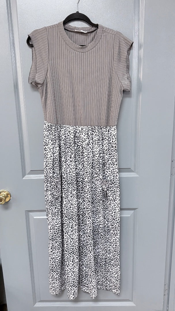 TAUPE YITEMEI RIBBED LEOPARD DRESS, LADIES XL