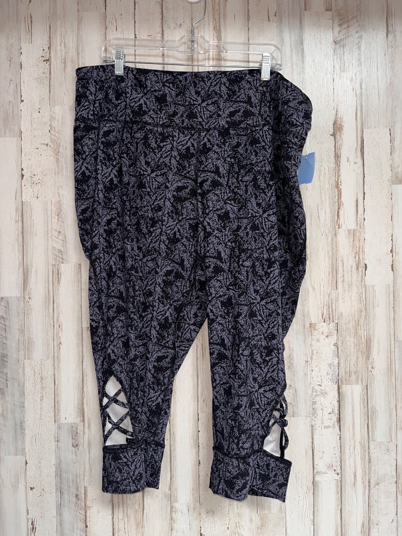BLACK/GREY LIVI PRINTED LEGGINGS 26/28, LADIES 4X
