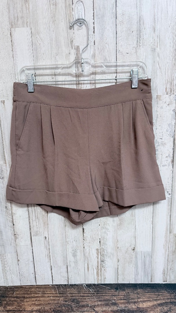 TAUPE NY&CO CUFF SHORTS SZ 8, LADIES M