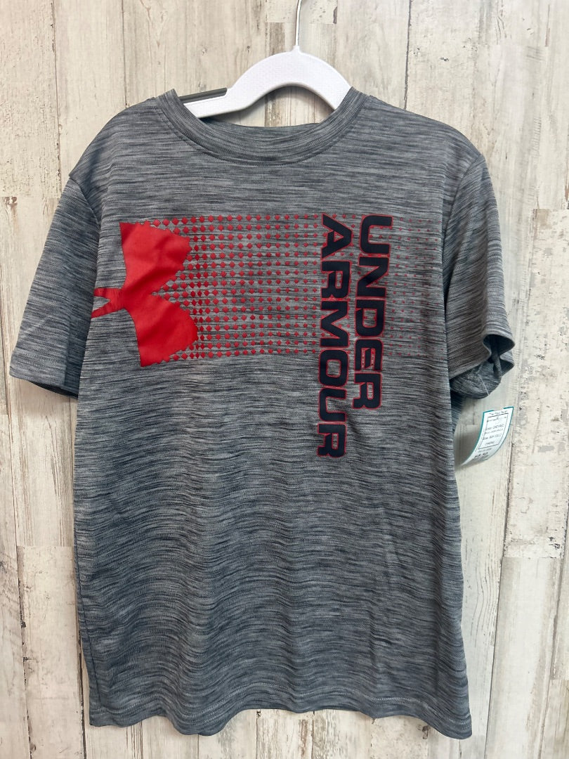 GREY/RED UNDER ARMOUR DRY FIT HEATHER LOGO TEE, BOY 10/12