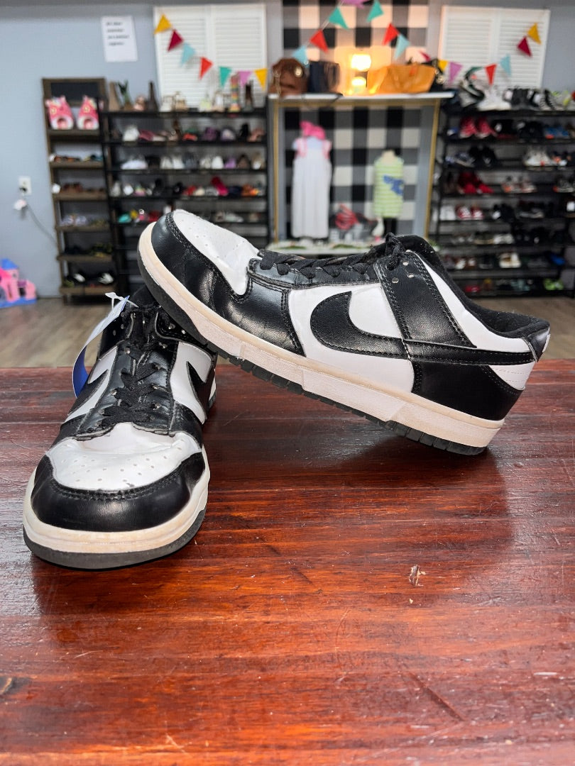 BLACK/WHITE NIKE SNEAKERS, SHOES A8