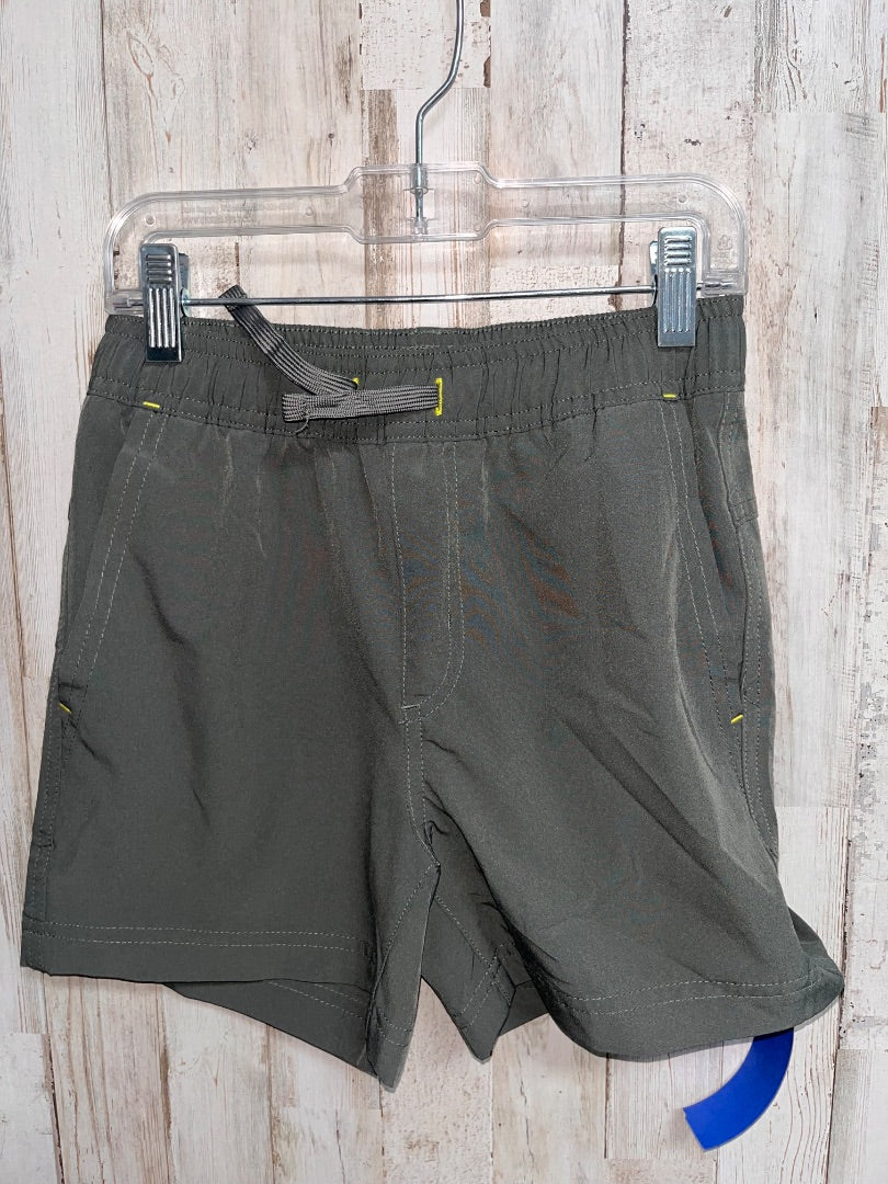 OLIVE GREY WORLD WIDEE DRY FIT SHORTS, BOY 6/7