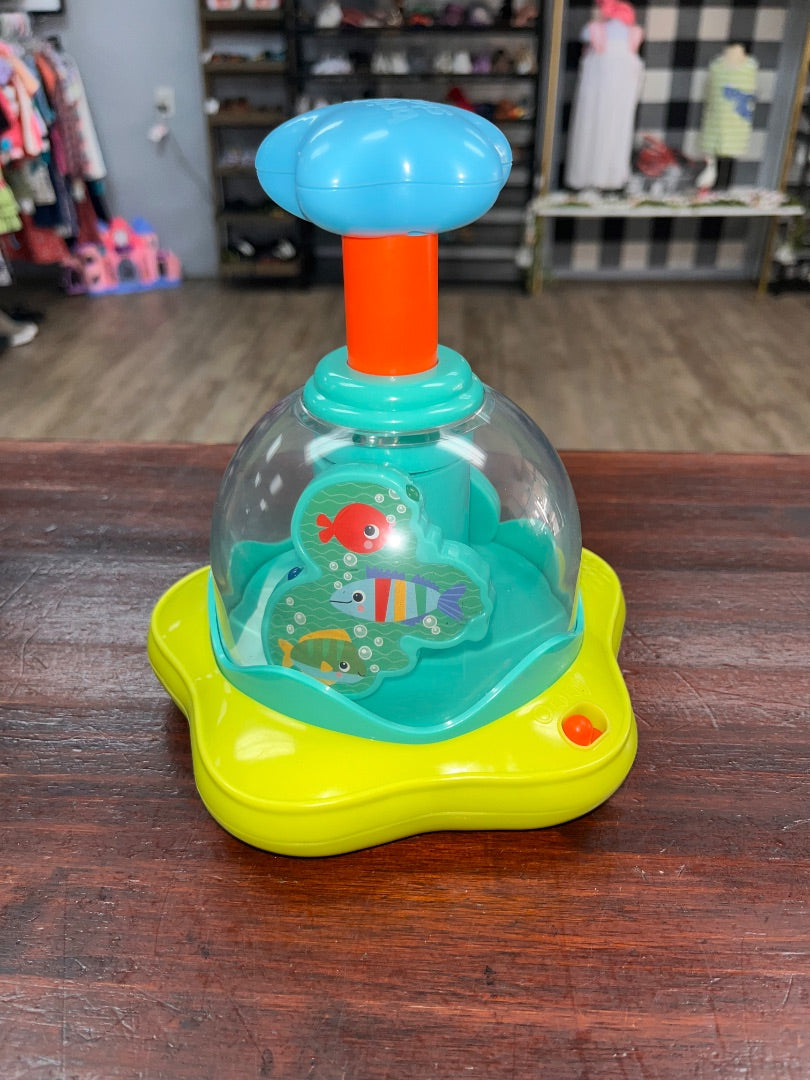 GREEN BRIGHT STARTS LIGHT UP SPIN TOY