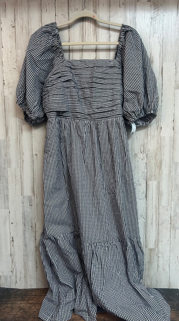 BLACK/WHITE CHIC SOUL GINGHAM TIER MAXI, LADIES XL