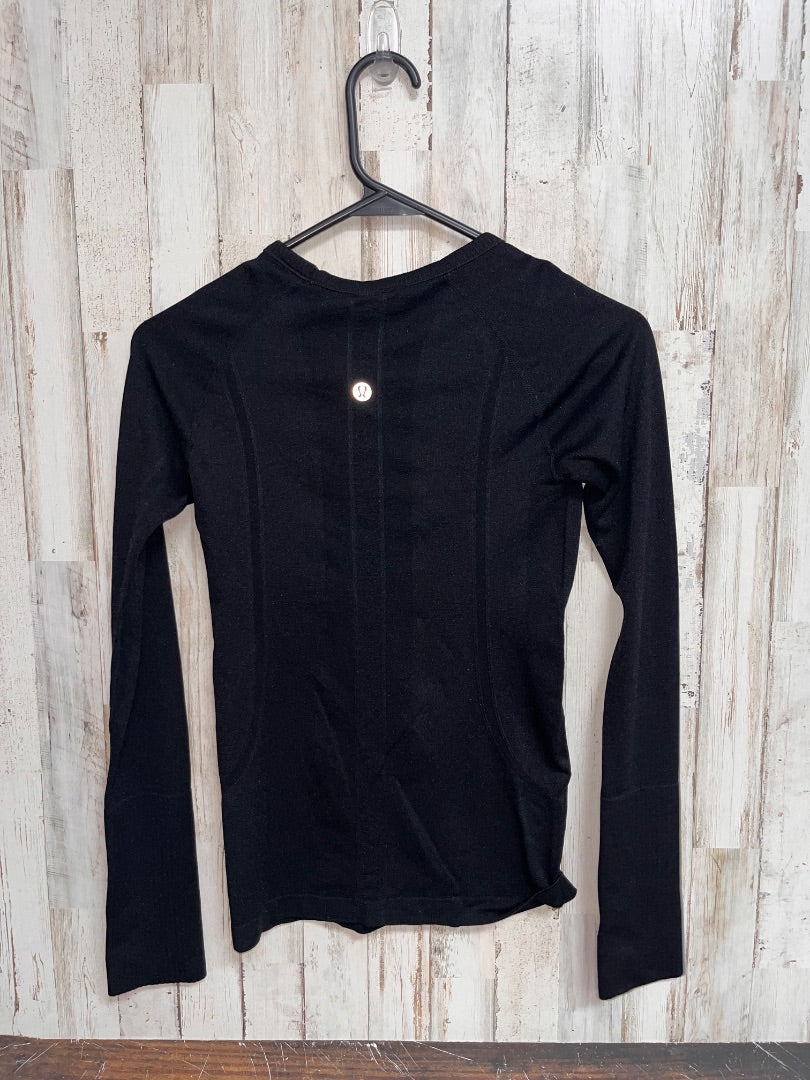 BLACK LULULEMON SZ 2 SWIFTLY TECH LONG SLEEVE, LADIES S