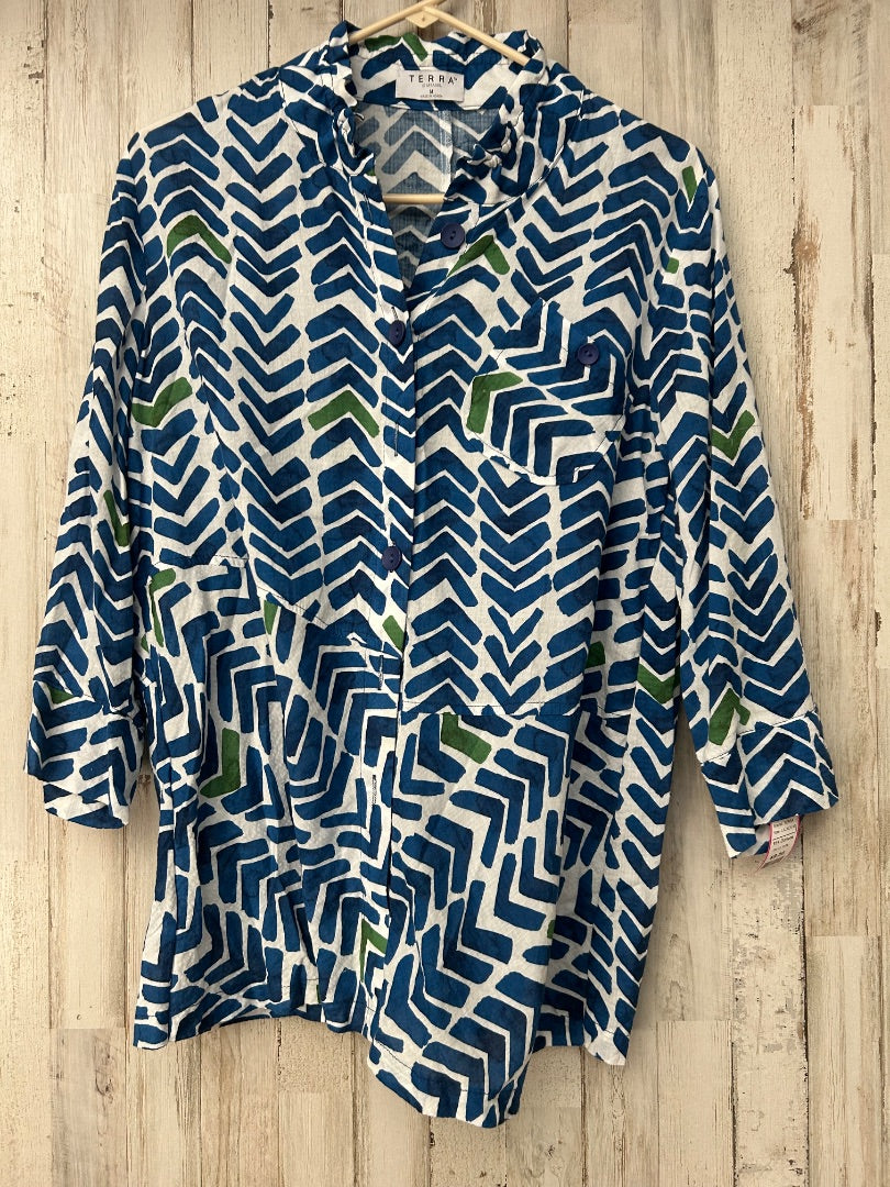 BLUE TERRA ARROW BUTTON TOP, LADIES M