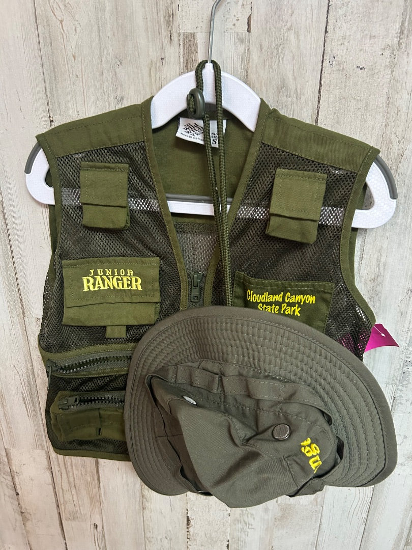 OLIVE WILD WEST JUNIOR RANGER COSTUME, BOYS 4/6