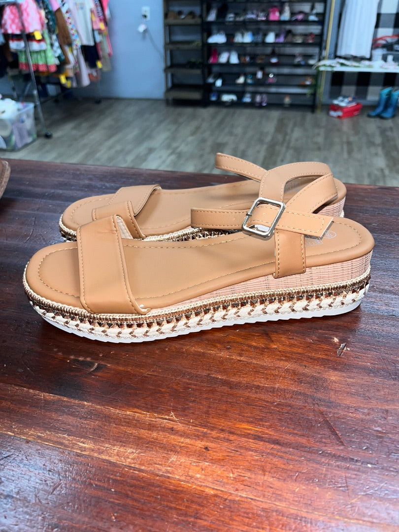 CAMEL , SHOES A11