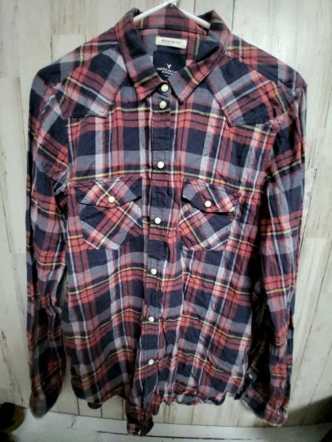 navy plaid American Eagle navy plaid button up, Ladies M