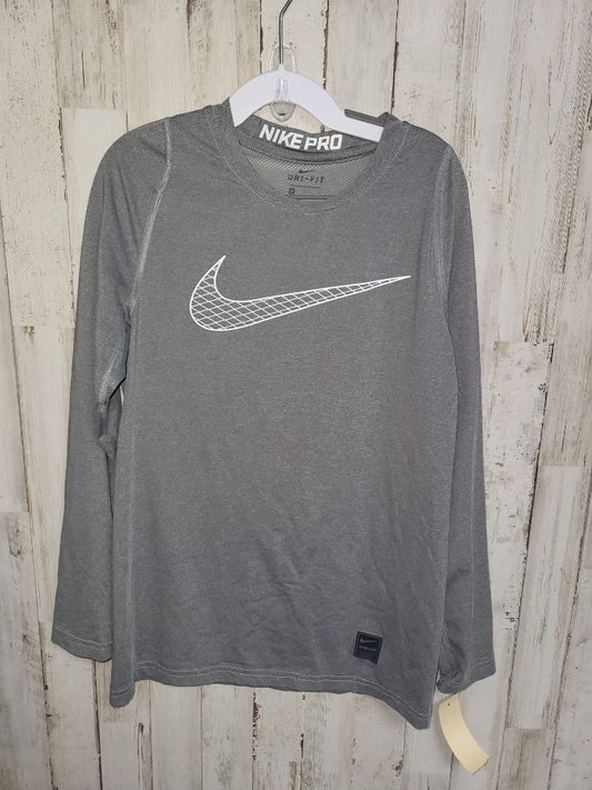 Grey Nike logo check drifit, Boys 8