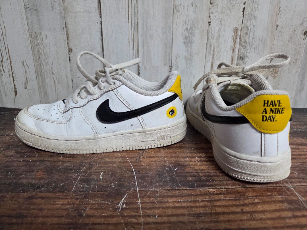 WHITE NIKE LOGO SNEAKERS, SHOES 13