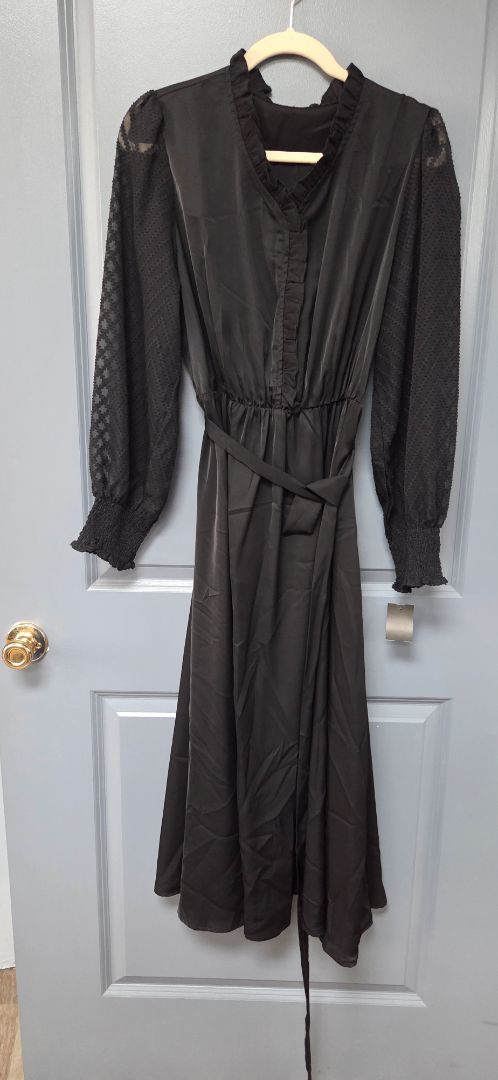 BLACK  SILK RUFFLE DRESS, LADIES XL