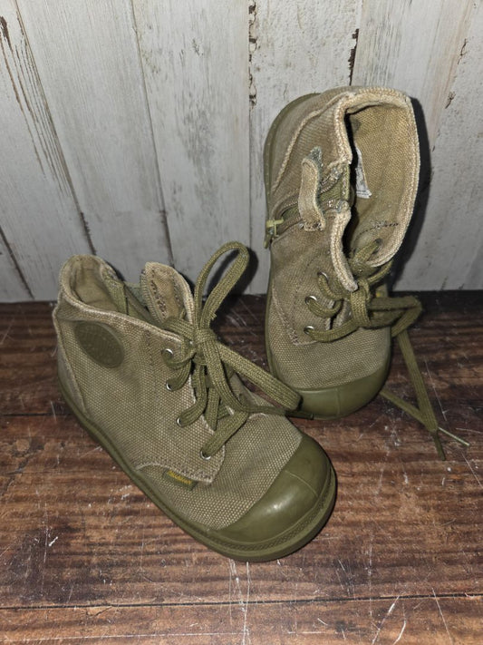 OLIVE PALLADIUM HI TOP SNEAKERS, SHOES 8.5