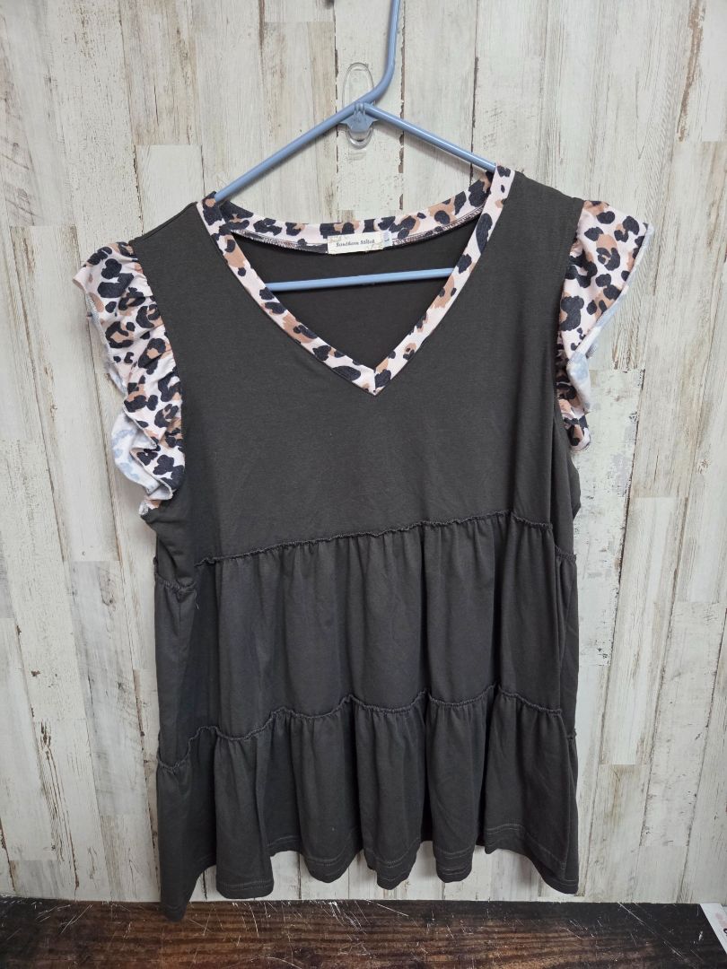 GREY SOUTHERN STITCH TIERED TRIM TOP, LADIES L
