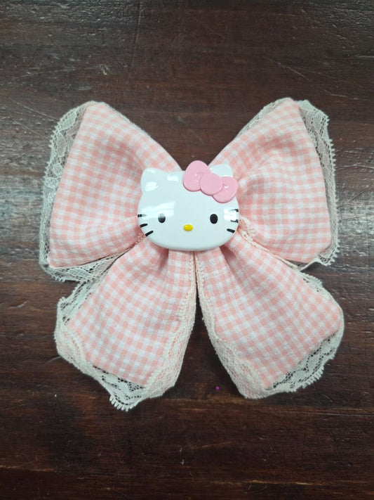 Hello kitty bow