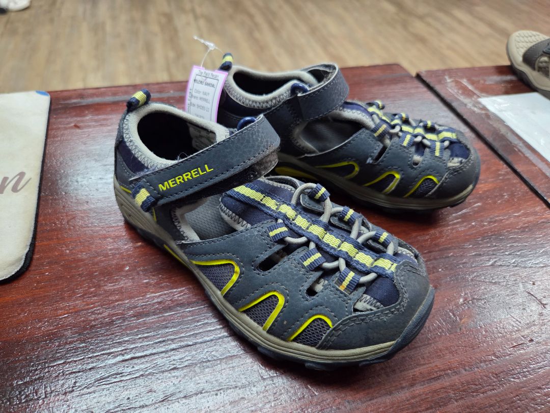 NAVY MERRELL VELCRO SANDAL, SHOES 12