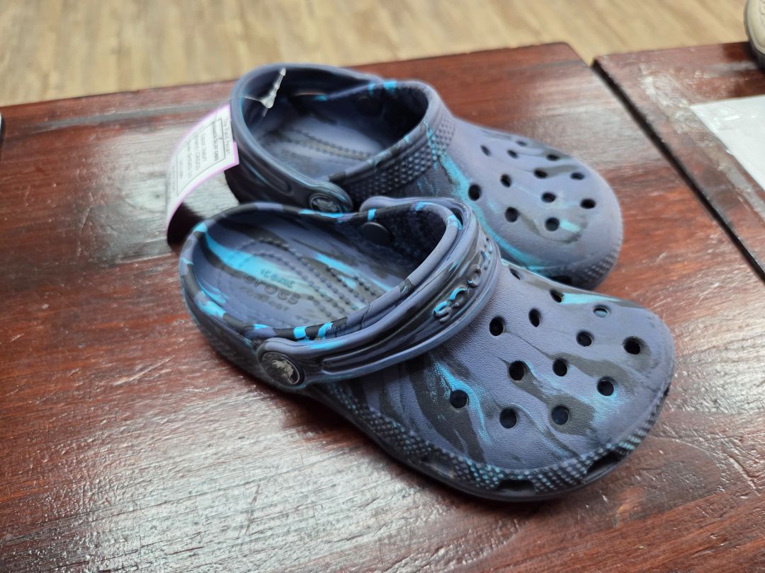 NAVY CROCS RUBBER SLIP ONS, SHOES 10