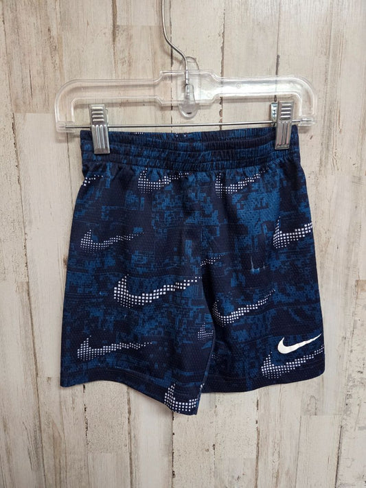 BLUE NIKE LOGO PIXEL SHORTS, BOY 5