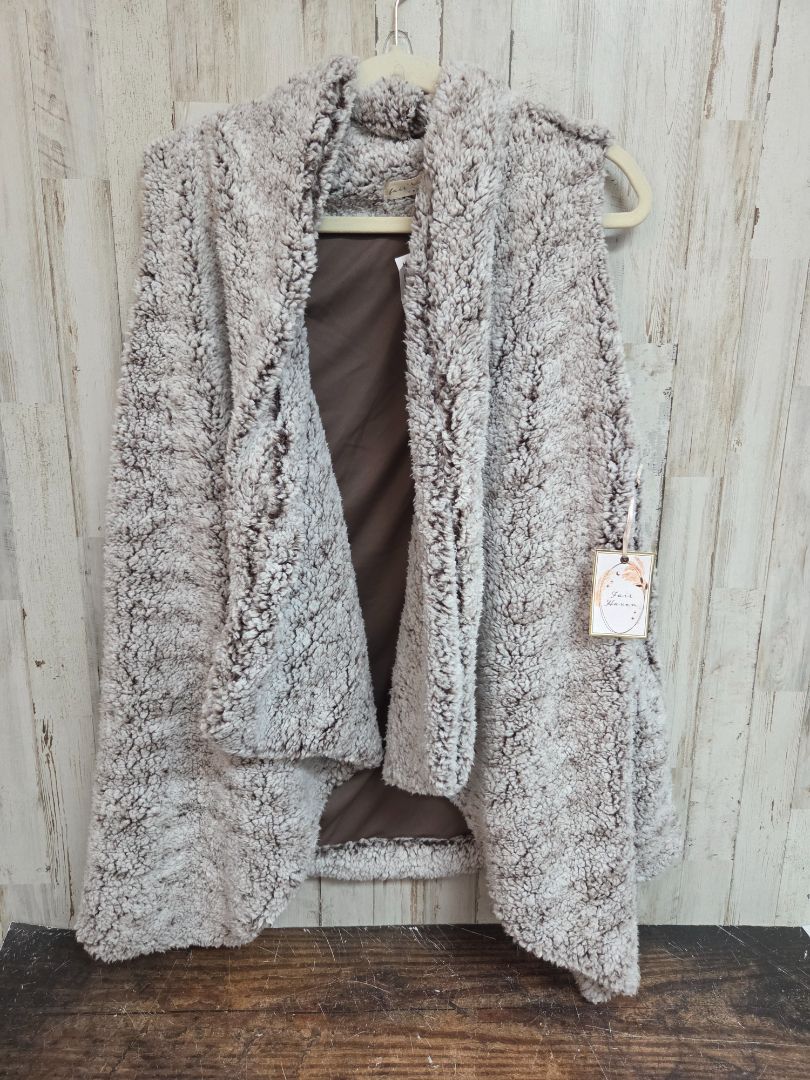 brown/white fair haven NEW fur open front vest, LADIES L
