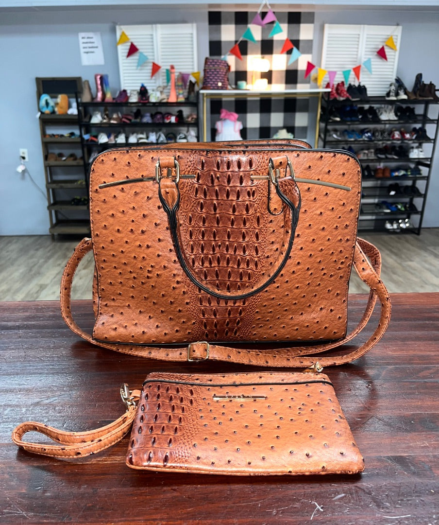 BROWN DASEIN FAUX GATOR TOTE PURSE AND CLUTCH