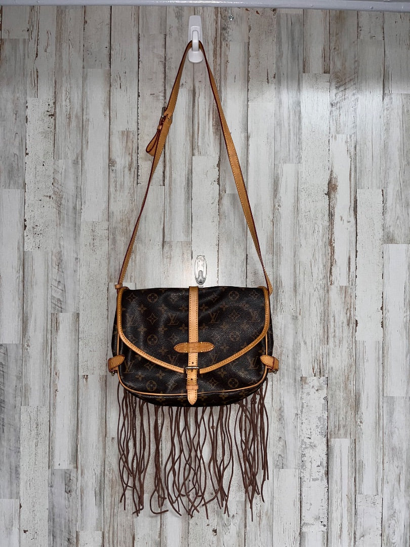 BROWN INSPIRED TASSLE TRIM MESSENGER CROSSBODY