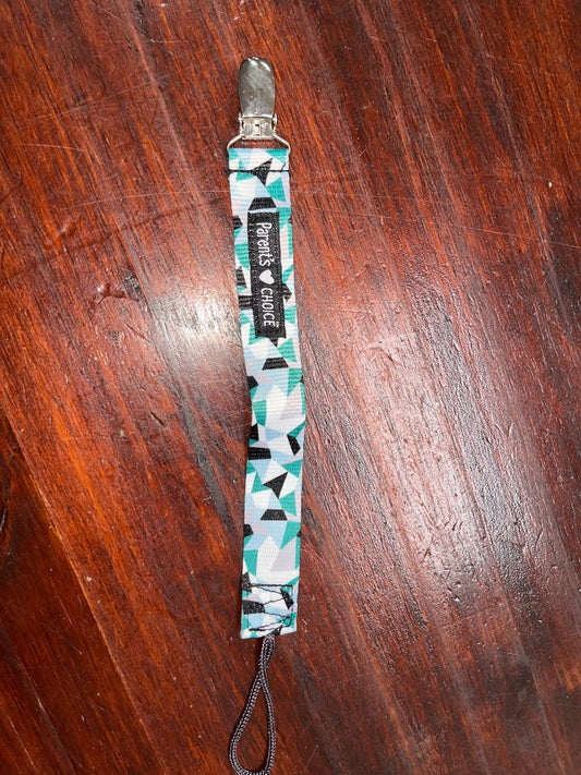 GREEN PARENTS CHOICE GEOMETRIC PRINT PACI CLIP