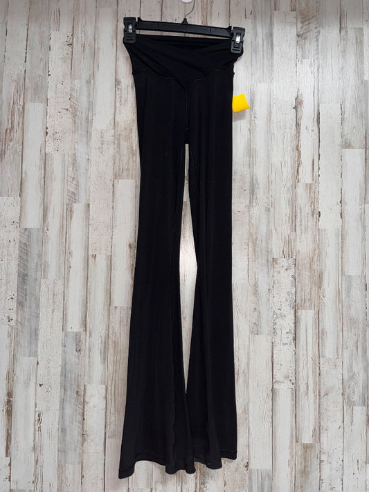 BLACK OFFLINE FLARE YOGA PANTS, LADIES XS