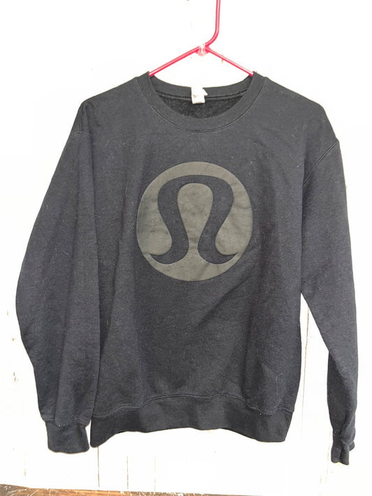 BLACK GILDAN LOGO SWEATSHIRT, LADIES S