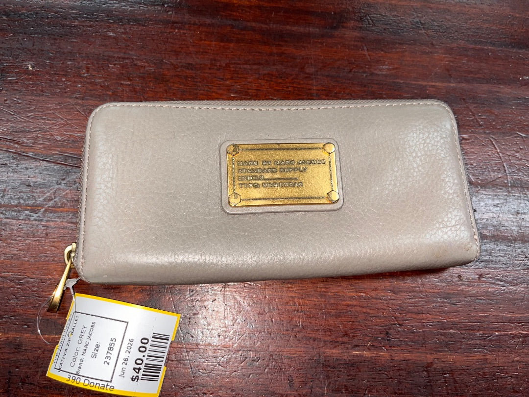 GREY MARC JACOBS LEATHER ZIP WALLET