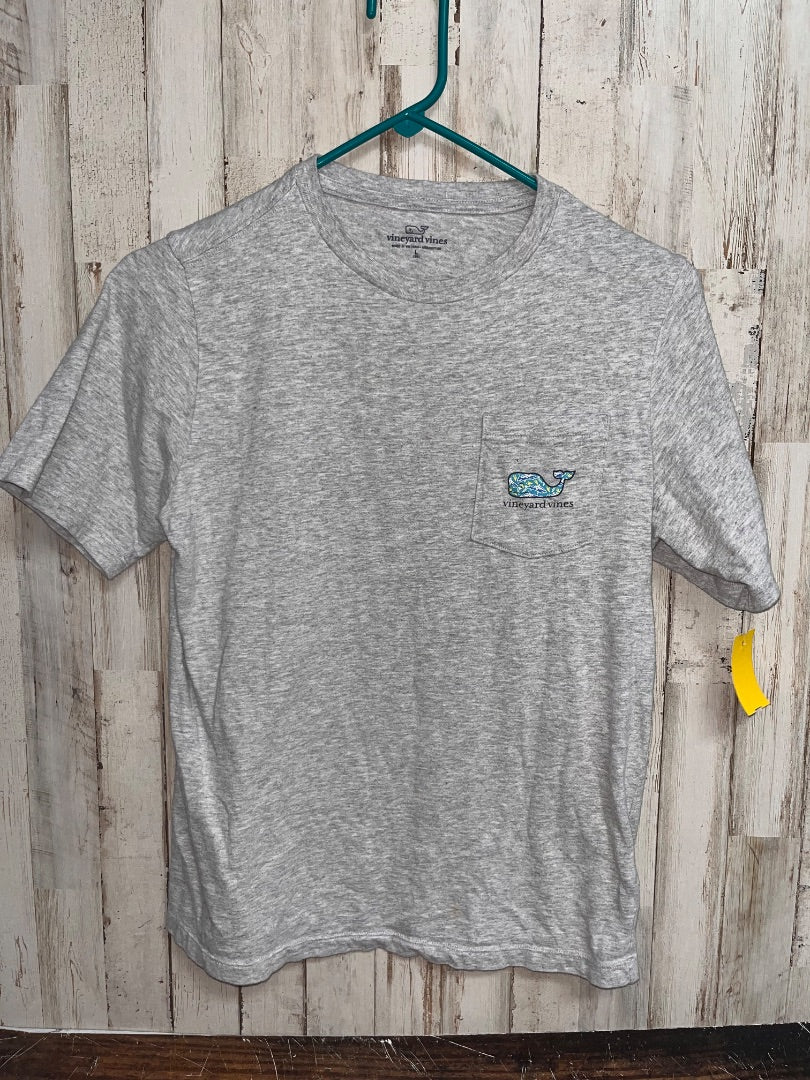 GREY VINEYARD VINES WHALE PRINT LOGO TEE, BOY 16