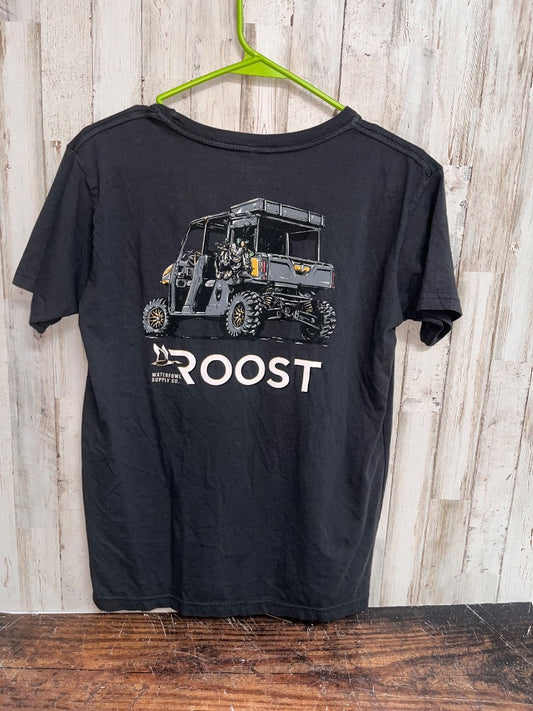 CHARCOAL ROOST LOGO POCKET TEE, BOY 18