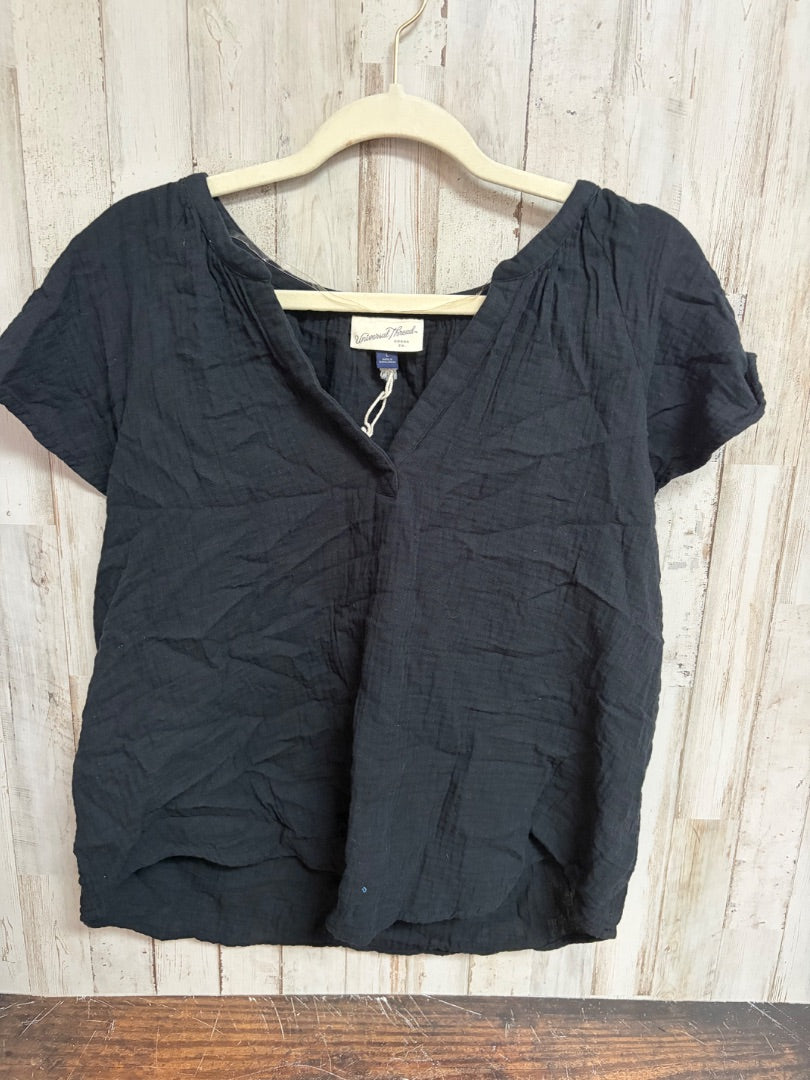 BLACK UNIVERSAL THREADS MUSLIN TOP, LADIES L