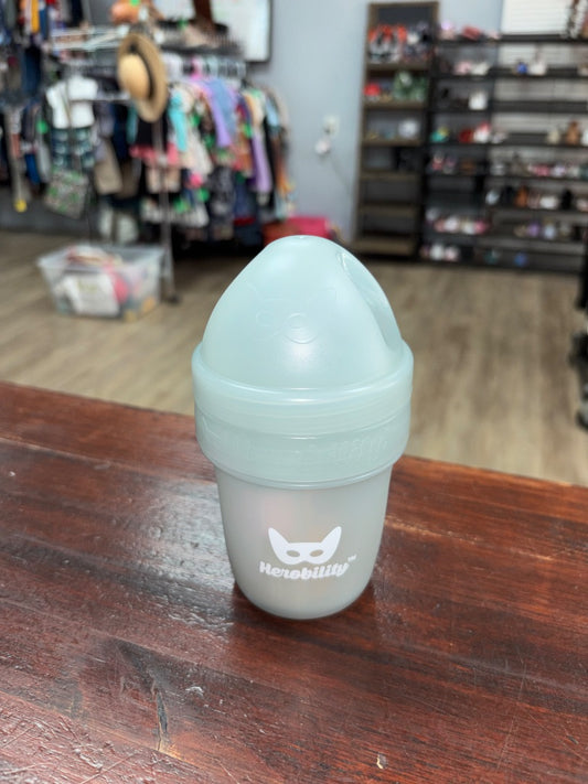 Grey Herobility NEW anti colic baby bottle, Baby gear