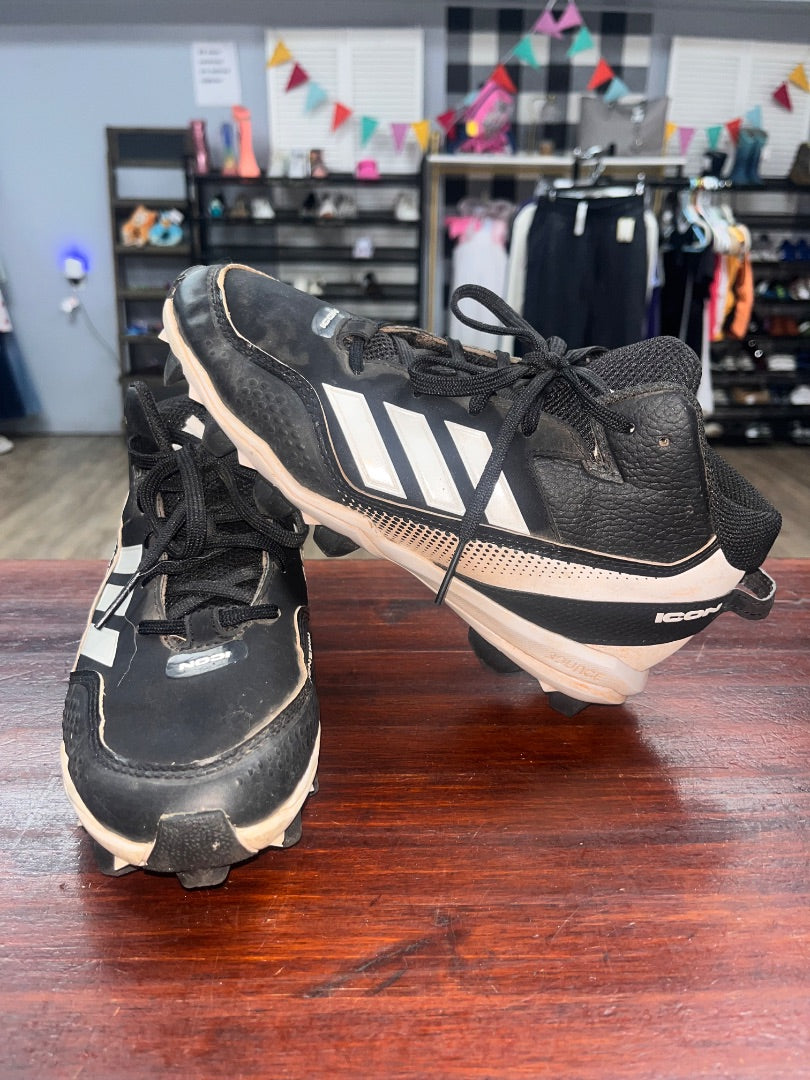 BLACK ADIDAS ICON CLEATS, SHOES Y4.5