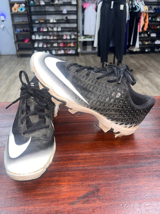 BLACK NIKE FAST FLEX CLEATS, SHOES A7