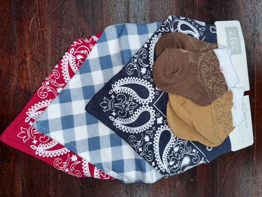 Hudson baby NEW 5pc bib set, Baby Gear