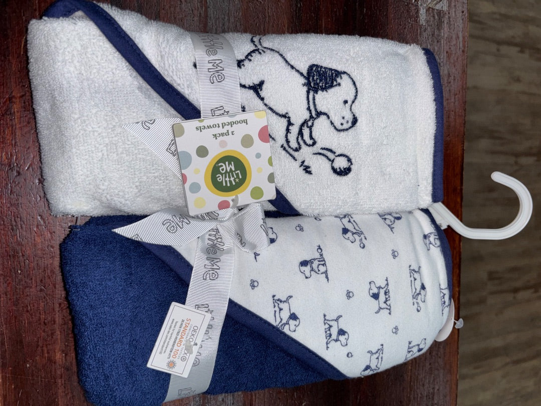 Little me NEW 2pc hooded towel set, Baby Gear