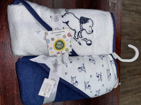 Little me NEW 2pc hooded towel set, Baby Gear