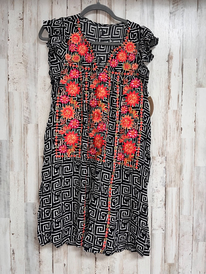 BLACK/CORAL  EMBROIDERED FLORAL DRESS, LADIES S