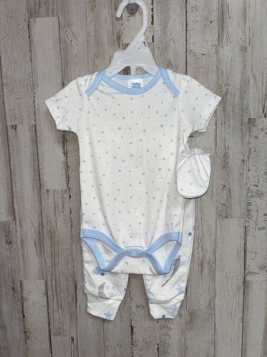 white Baby views NEW moon/star 3pc set, Boy 3-6M