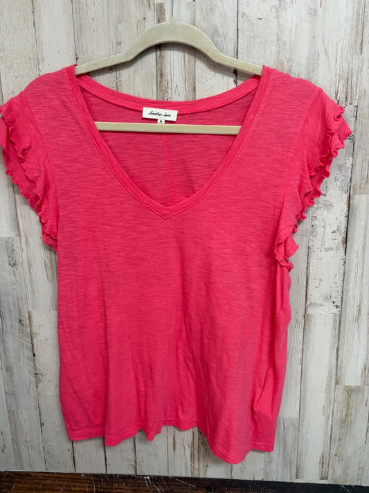 PINK ANOTHER LOVE RUFFLE VNECK, LADIES M