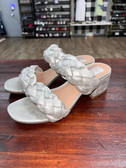 SILVER DOLCE VITA BRAIDED STRAP LOW HEEL SANDALS, SHOES A9