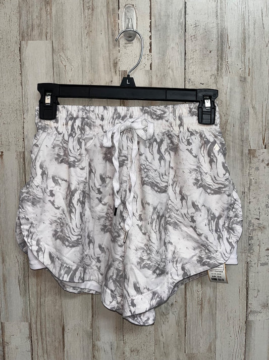 WHITE/GREY CALI SWIRL PRINT DRY FIT SHORTS, LADIES S