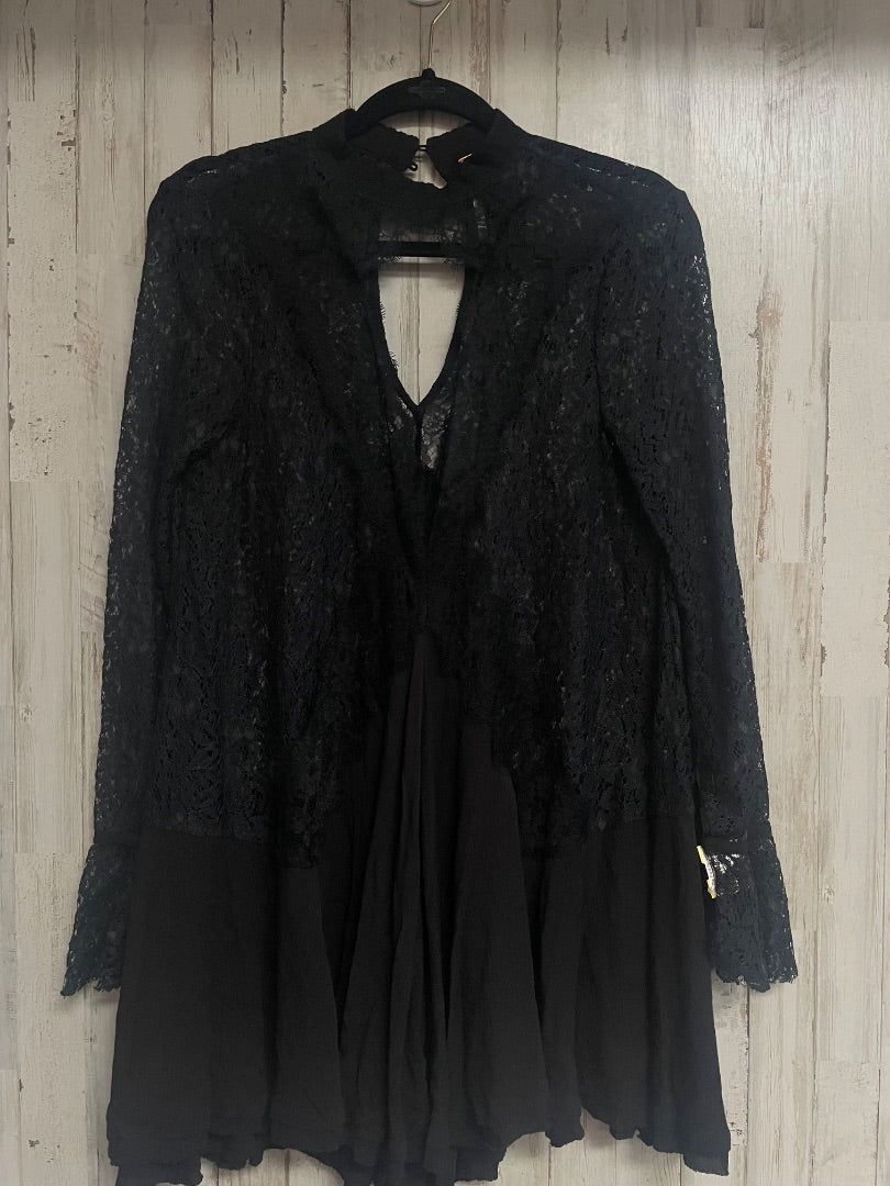BLACK FREE PEOPLE LACE FLOWY TUNIC, LADIES S